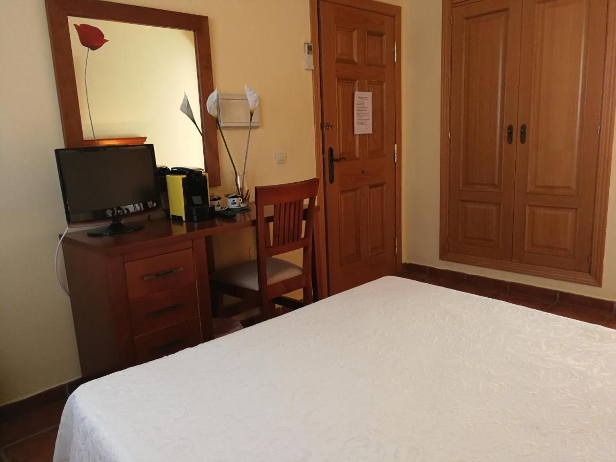 Hotel Casa Vazquez Малага Экстерьер фото